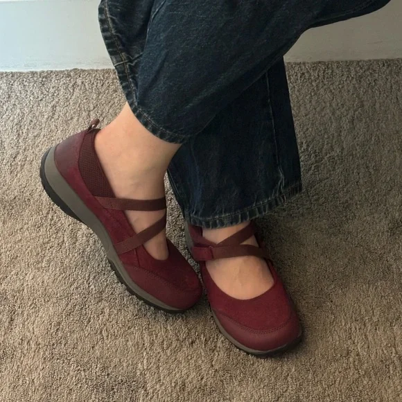 Dansko Primrose Flat (Burgundy / Wine Mary Jane’s) - Picture 10 of 15